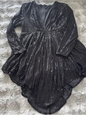 Double Crazy Black Sequin Long Sleeve V-Neck Dress-0497